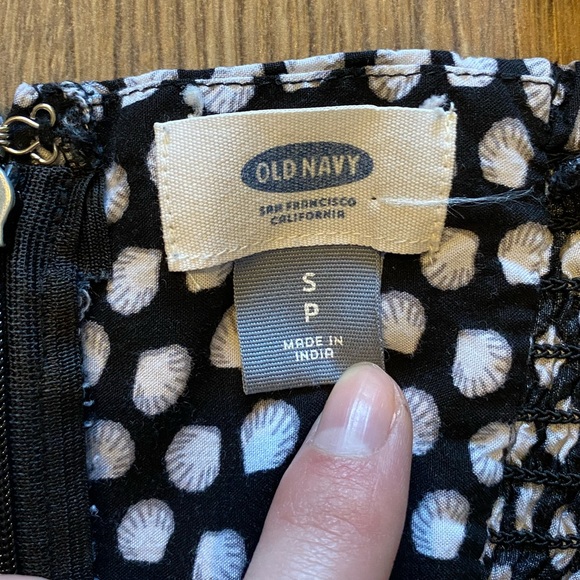 Old Navy summer dress - Picture 3 of 6